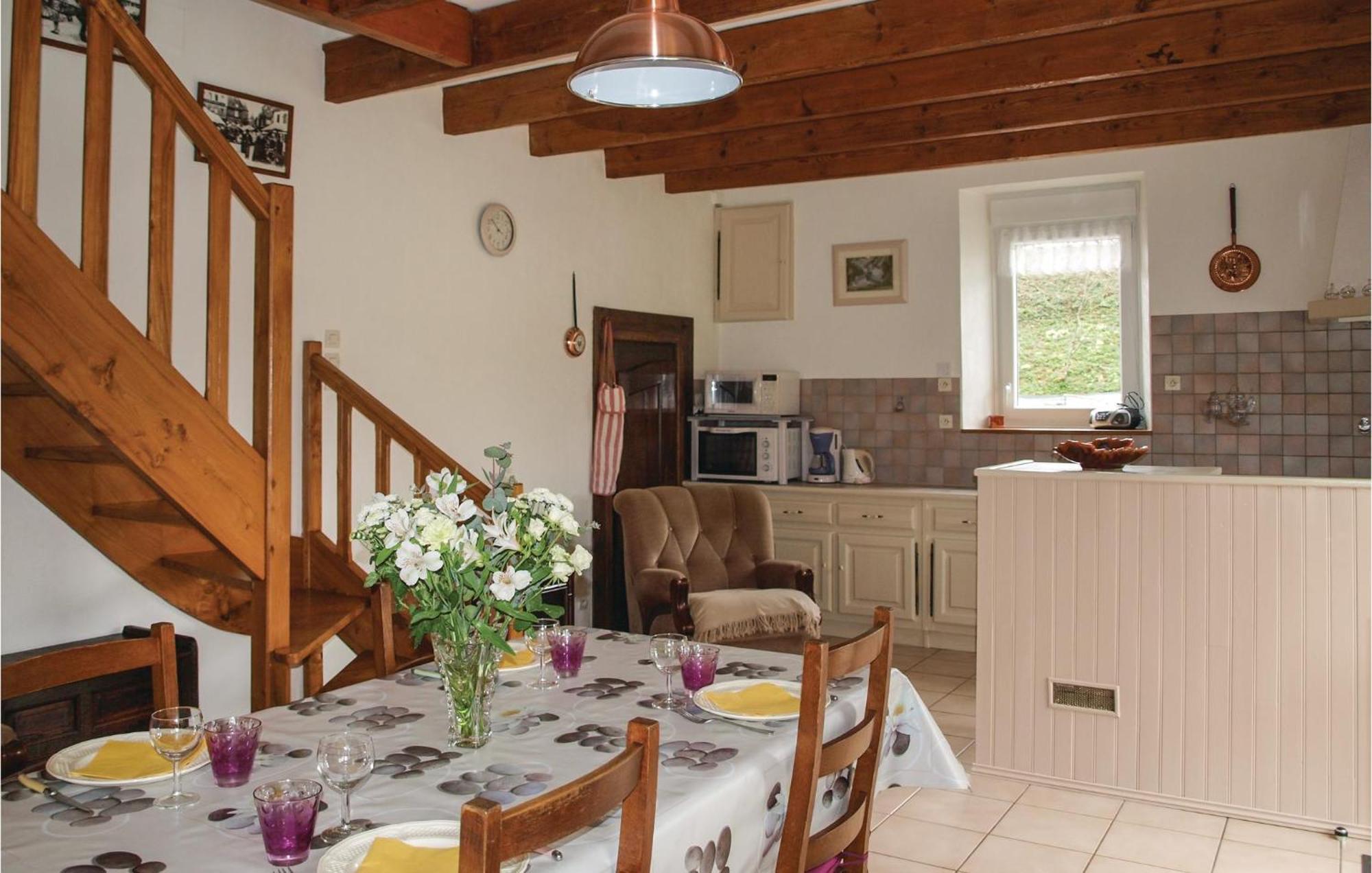 Nice home in Lzardrieux with 3 Bedrooms&WiFi Lézardrieux Buitenkant foto